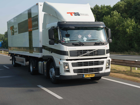 Vrachtwagen TS Meubeltransport